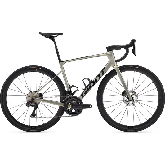 GIANT DEFY ADVANCED SL 1 GOLDEN HAZE/PENTHER 2024 FÉRFI ORSZÁGÚTI KERÉKPÁR