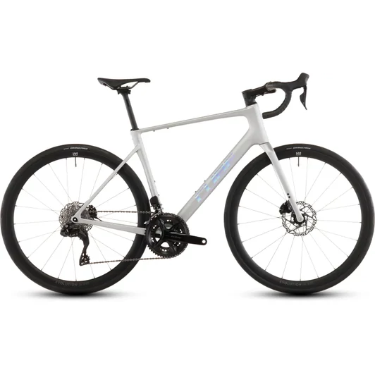 Cube Attain C:62 SLX - országúti kerékpár - sleekgrey´n´prism színben - 56 cm - 2026